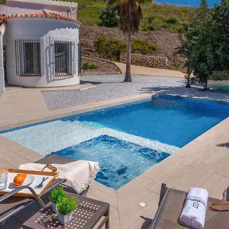 Serena By Ruralidays Holiday home *